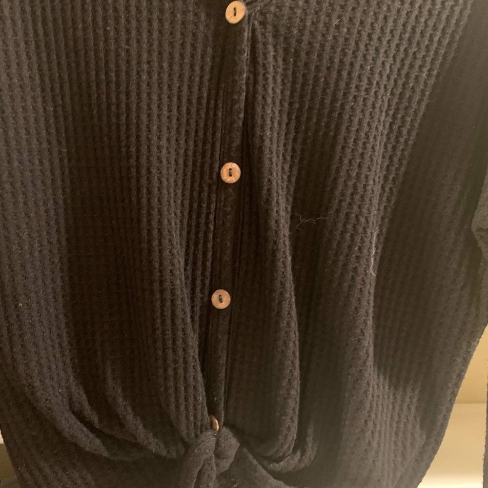 Black waffle button up shirt - Picture 4 of 5
